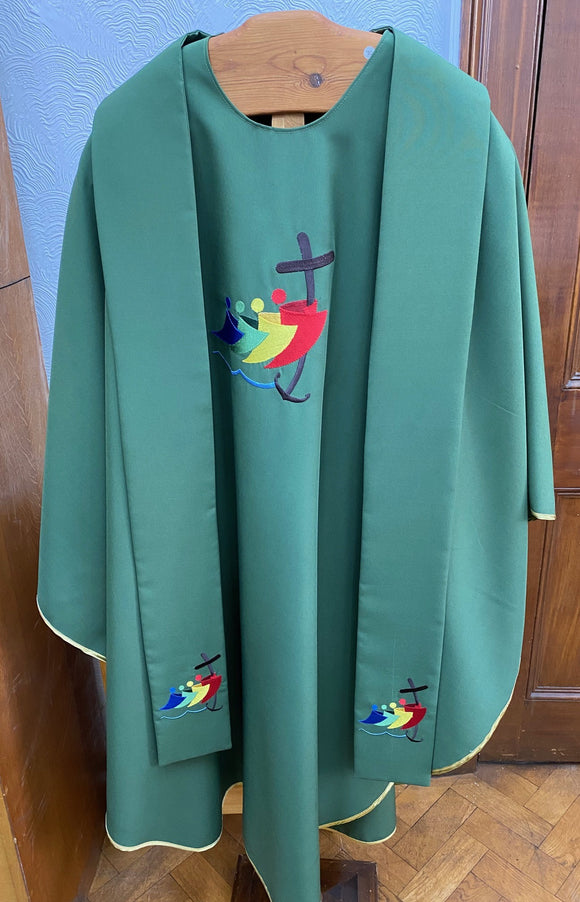 Chasuble and Stole Green Jubilee logo